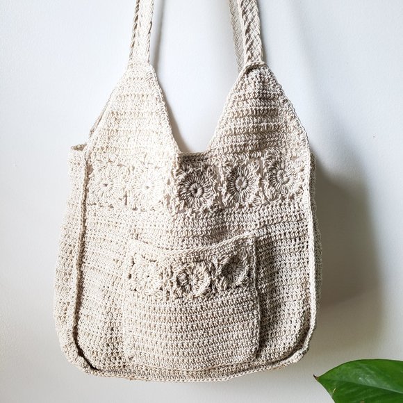 BEAUTIFUL BOHO MACRAME CROCHETED SLING BAG - Picture 4 of 11